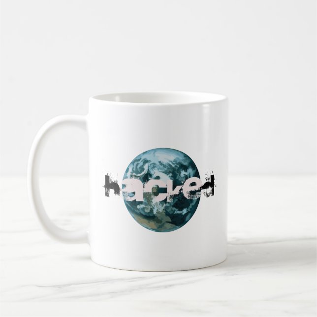 Hackad Planet Earth Kaffemugg (Vänster)