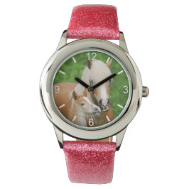 Haflinger Horses Cute Foal Kiss Morsa / uppringnin Armbandsur
