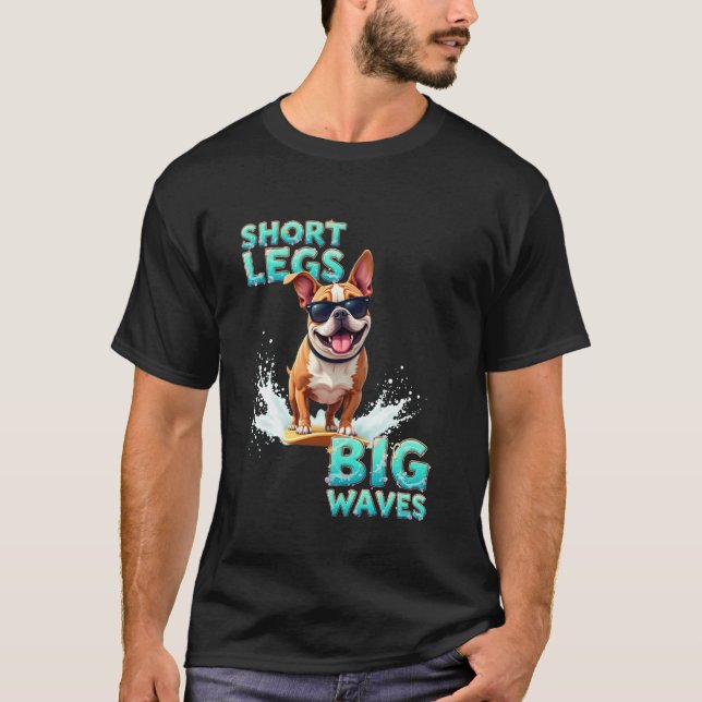 Häftig Bulldog Surfande Hund T Shirt (Framsida)