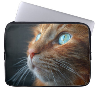 Häftig Fluffig Orange Katt Profil - Blå Ögon Laptop Fodral