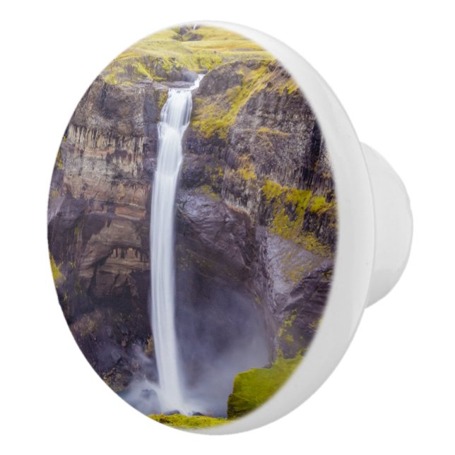 Haifoss vattenfall, Island Knopp (Höger)