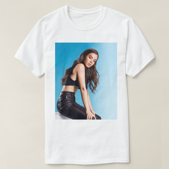 Hailee Steinfeld 4 Graphic T Shirt (Design framsida)