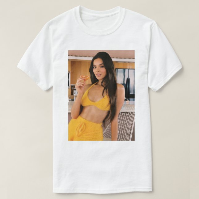 Hailee Steinfeld Gift for Boyvän Hailee Steinfe T Shirt (Design framsida)