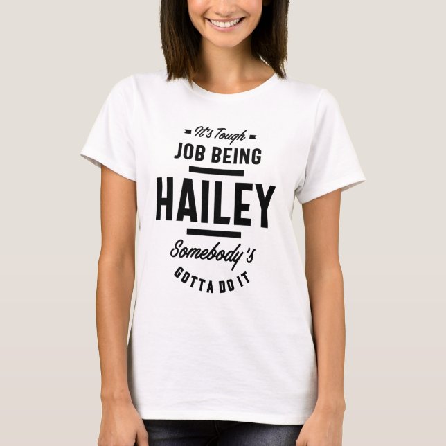 Hailey Personlig Namn Birthday T Shirt (Framsida)