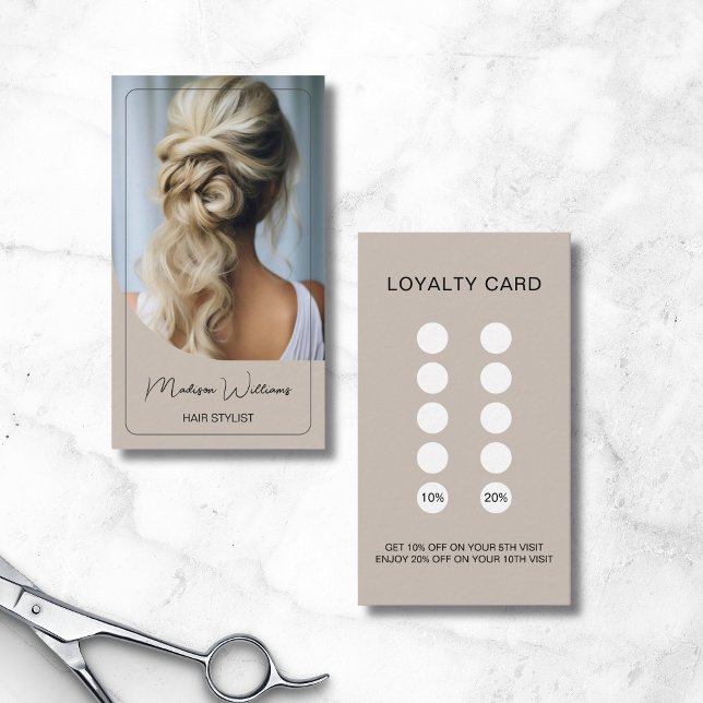 Hair Stylist Modern Beige Loyalty Card Lojalitetskort (Hair Stylist Modern Beige Loyalty Card)