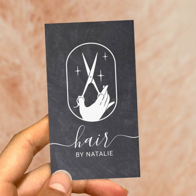 Hair Stylist Sissor Hand Logotyp Chalk Hairdresser Visitkort (Skapare uppladdad)