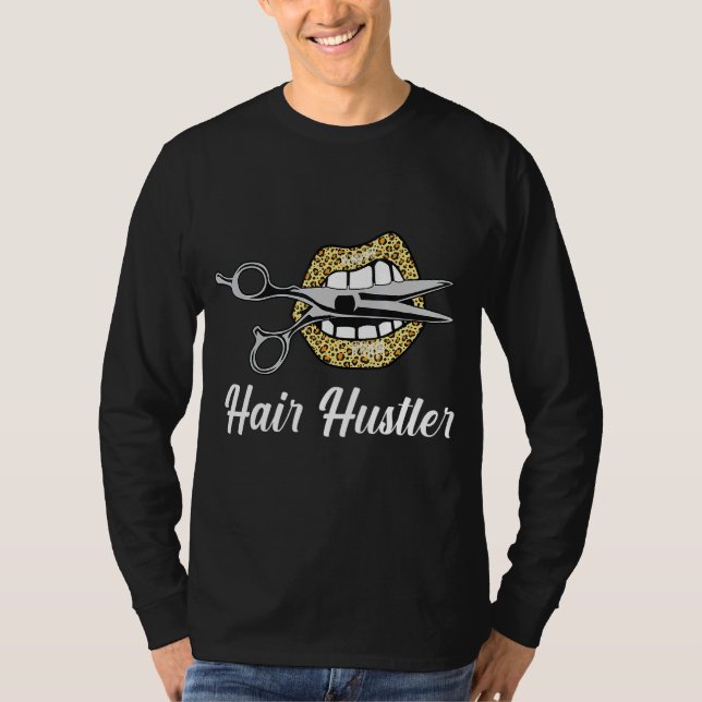 Hairdresser Hairstylist T Shirt (Framsida)