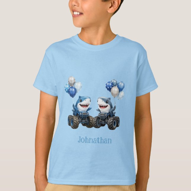 Haj-monstertruck födelsedagsfirande t shirt (Framsida)