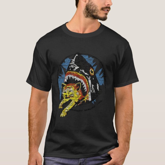 Hajar som äter en katt t shirt (Framsida)