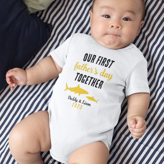 Hajs Anpassningsbar Matchar Fars dag Cute T Shirt (Shark Custom Matching First Father's Day Cute Baby Bodysuit
)