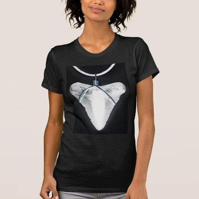 Hajtandtand Tee (Framsida)