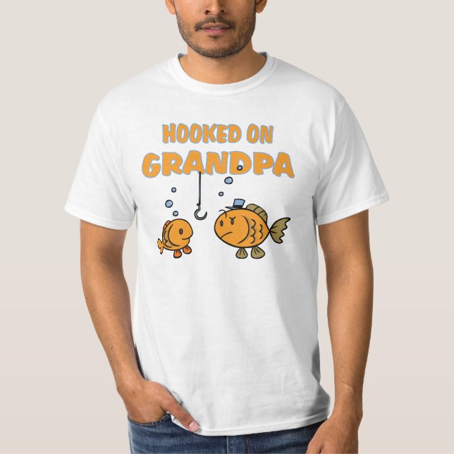 Hakad på morfar (fisk) tee (Framsida)