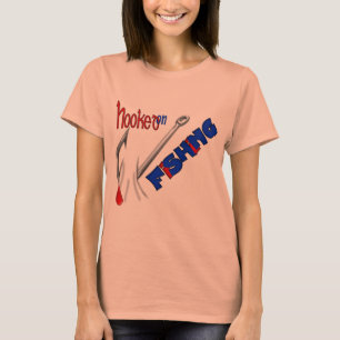 Hakat på att fiska den roliga fiskeskjortan t shirt