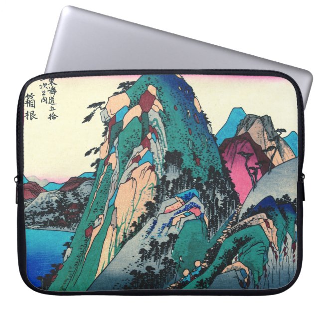 Hakone station 1833 laptop sleeve (Framsidan)
