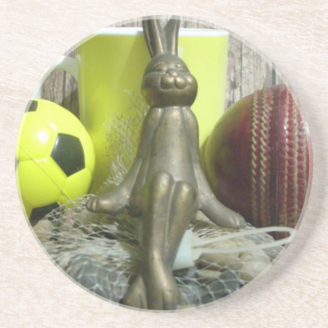 Hakuna Matata Rabbit Chilling back.png Underlägg Sandsten (Framsidan)