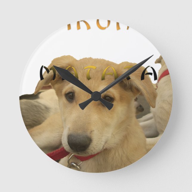 "Hakuna Matata Valp" - Bergsfri marionett Kärlek Rund Klocka (Framsida)