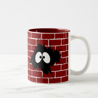 Hål i Mugg i väggkaffe