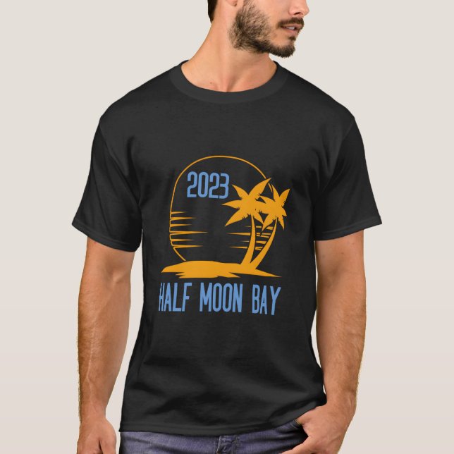Half Moon Bay 2023 Familjesemester T Shirt (Framsida)