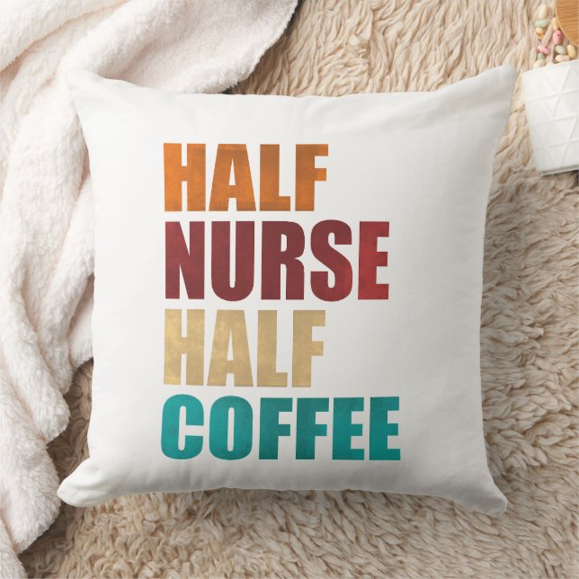 Half Nurse Half Coffee Funny Nurse Kudde (Filt)