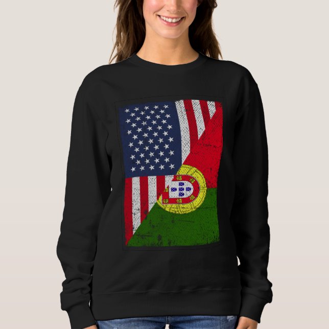 Half USA Flag Half Portugal Flag American Portugue T Shirt (Framsida)