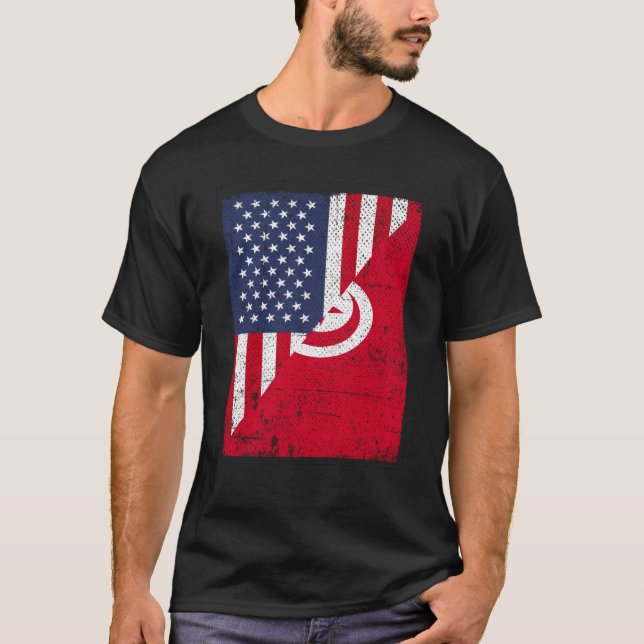 Half USA Flag Half Tunisia Flag American Tunisian T Shirt (Framsida)