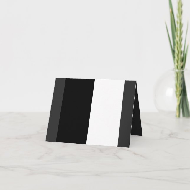 half white half black, half black half white kort (Framsida)