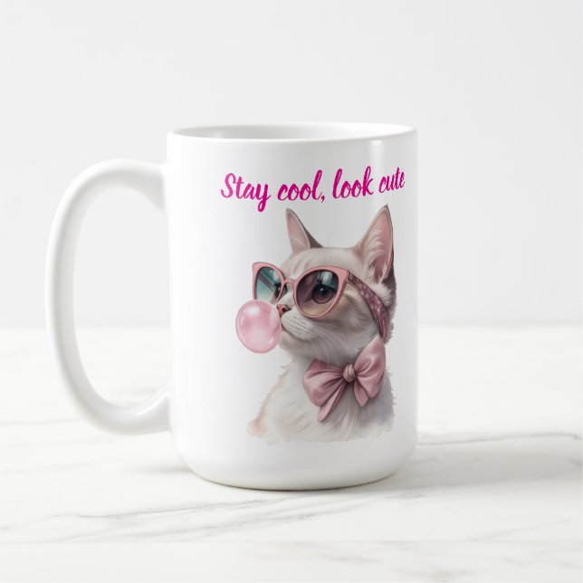 Håll dig cool se söt rosa katt som blåser bubbelgu kaffemugg (Vänster)