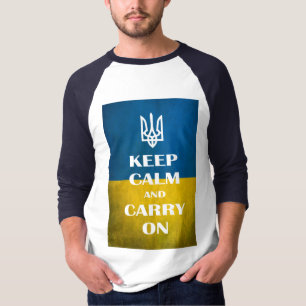 Håll dig lugn och fortsätt med ukrainska emblemet t shirt