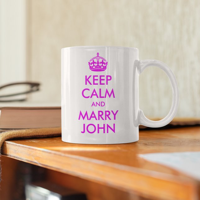 Håll dig lugn och gift dig med John Mug Kaffemugg (All of the text is customizable.)
