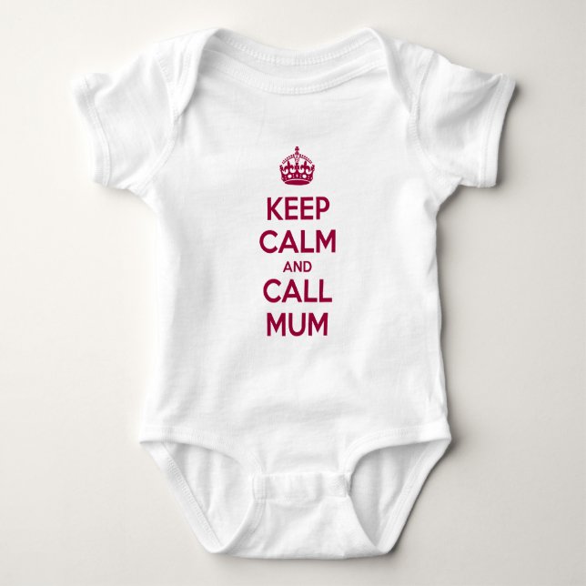 Håll dig lugn och ring mamma t shirt (Framsida)