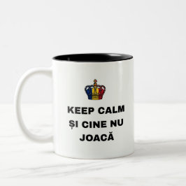 HÅLL DIG LUGN OCH VEM SPELAR INTE... Två-Tonad MUGG
