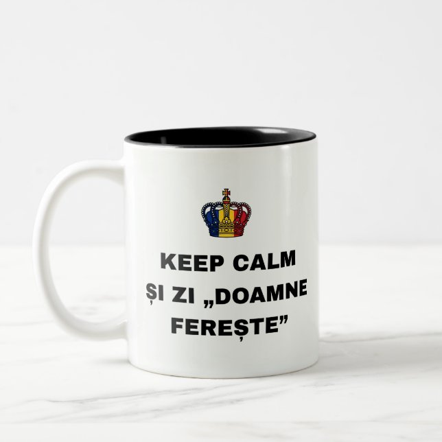 HÅLL DIG LUGN ȘI SÄG ”GUD SKYDDE” Två-Tonad MUGG (Vänster)