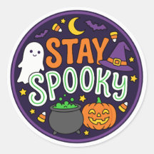 Håll dig spöklik Halloween-spöke, häxhatt & pumpor