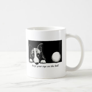 Håll ditt öga på bollen kaffemugg
