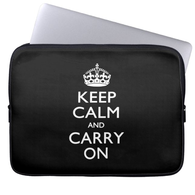 HÅLL KALM OCH KARRY PÅ Solid Black Laptop Sleeve (Framsidan)