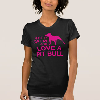 Håll lugn och älska en groptjurtank - ROSA T-shirt