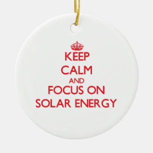 Håll lugn och fokusera på sol- energi julgransprydnad keramik