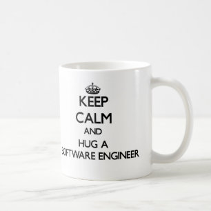 Håll lugn och krama en softwareingenjör kaffemugg