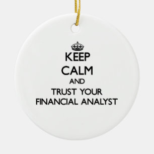 Håll lugn och lita på din finansiella analytiker julgransprydnad keramik