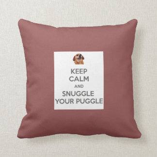 Håll lugn och Snuggle din Puggle KUDDER Kudde