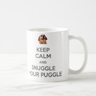 Håll lugn och Snuggle din Puggle tvåsidiga MUGG