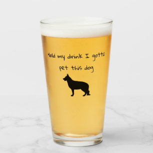 Håll min kopp jag måste smeka denna Shepard Glass 