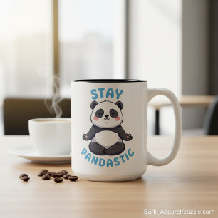 Håll Pandastisk T-Shirt, Rolig Panda Meditation Två-Tonad Mugg