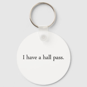 Hall passerar nyckelring