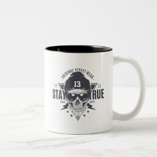Håll sann koffein Två-Tonad mugg