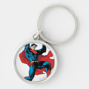 Håll upp ett tungt objekt rund silverfärgad nyckelring