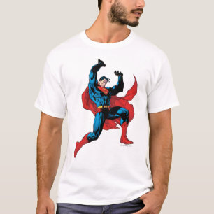 Håll upp ett tungt objekt t shirt