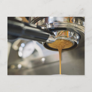 Hällande Espresso från Kaffe Maskin Vykort