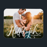 Hallelujah Modern Calligraphy-julfoto Magnet<br><div class="desc">Halleluja! Ta med dig en gnutta helgdag till ditt hem med Anpassadet Photo jul Magnet! Med den här magneten får du perfekt att visa omhuldade minnen. Du kan anpassa den med ditt favoritfoto, skapar det som ett unikt tillägg till din helgdag-dekoration. En idealisk gåva till familj och vänner - skapa...</div>