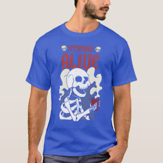Håller sig vid liv Rolig kaffeskelett T Shirt